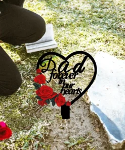 Heartfelt Dad Memorial Stake - Weatherproof, Emotional Heart-Shaped Grave Marker, Personalized Garden Plaque for Cemetery Memorials, Honoring Beloved Relatives with Durable, Long-Lasting, Easy-to-Install Design