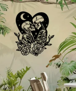 Romantic Skeleton Couple Metal Wall Art Perfect for Bedroom, Living Room Decor & Valentine's Day Gift, Durable Iron Skull Lovers Hanging Decoration, Ideal Housewarming Present